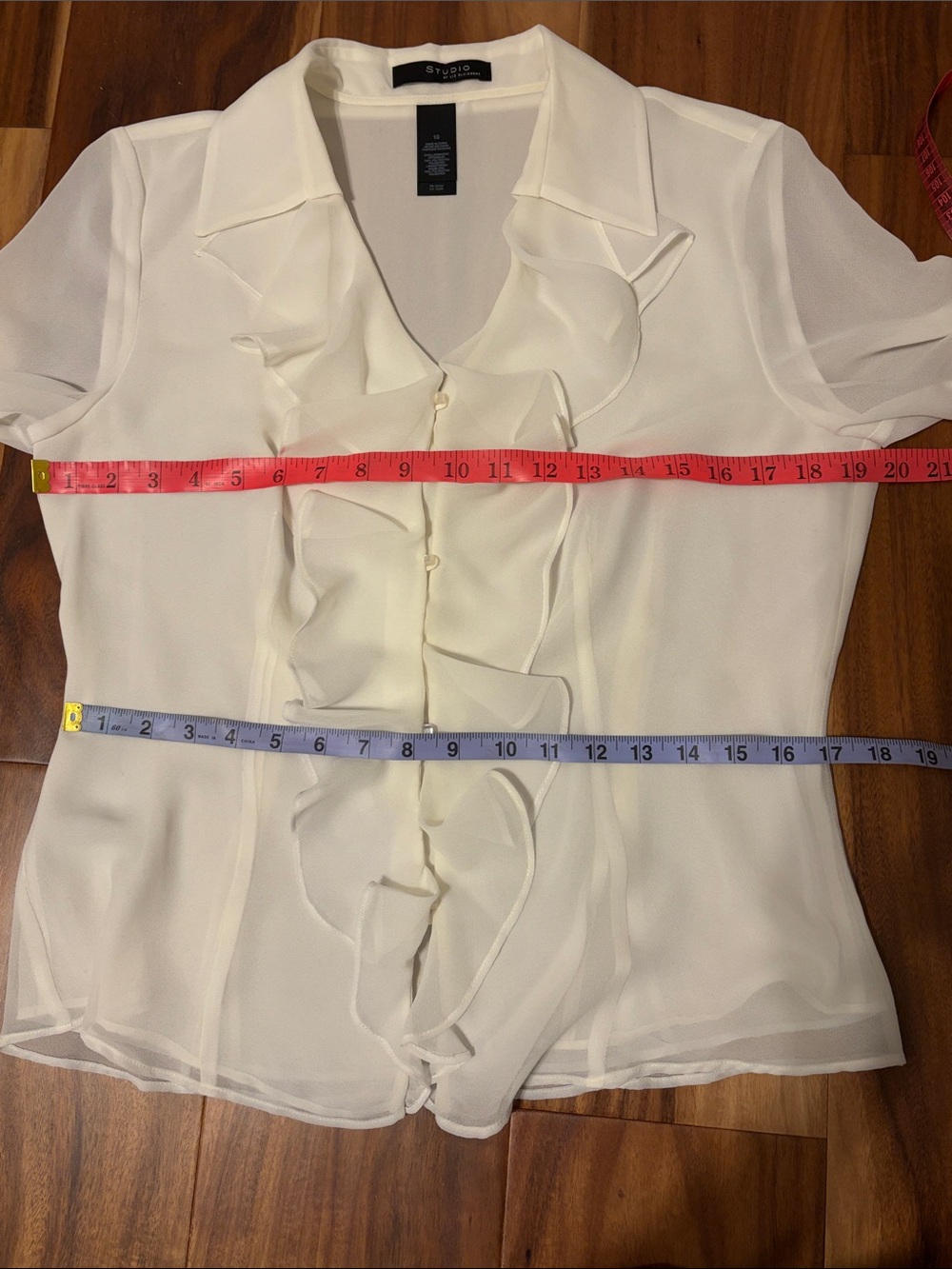 90s White Ruffle V-Neck Sheer Button Up Blouse. Ruffle Top. - Picture 6 of 9